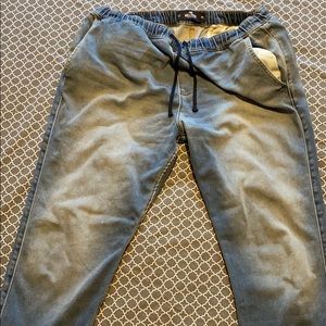 Hollister Jean joggers